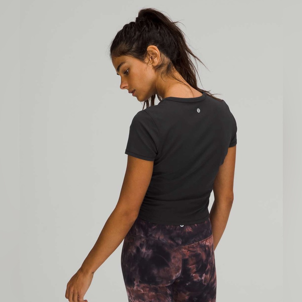 Lululemon - all it takes short sleeve shirt Nulu, size 10, black - Picture 2 of 7